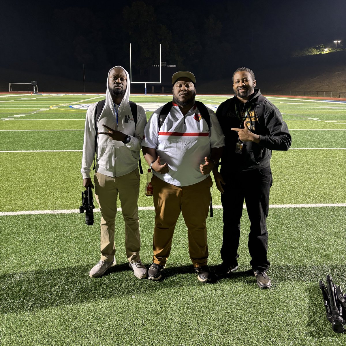 “COACHSYRUP🥞” Coach Darrian CarmichEAL (@coachcarmicheal) on Twitter photo S/O to <a href="/ExclusiveProdu3/">Exclusive Productions</a> & <a href="/InsideHashes/">Inside The Hashes</a> for coming out the game last night and getting content of our guys! 📸✊🏾 #JonesboroU🧬 S/O to <a href="/ExclusiveProdu3/">Exclusive Productions</a> & <a href="/InsideHashes/">Inside The Hashes</a> for coming out the game last night and getting content of our guys! 📸✊🏾 #JonesboroU🧬