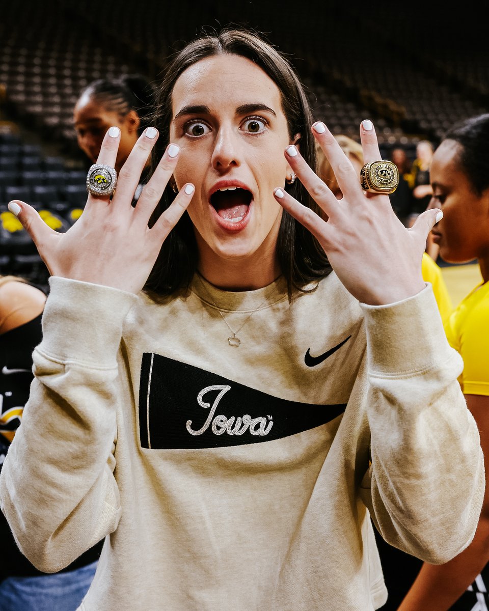 Ring 'em 💍

#Hawkeyes