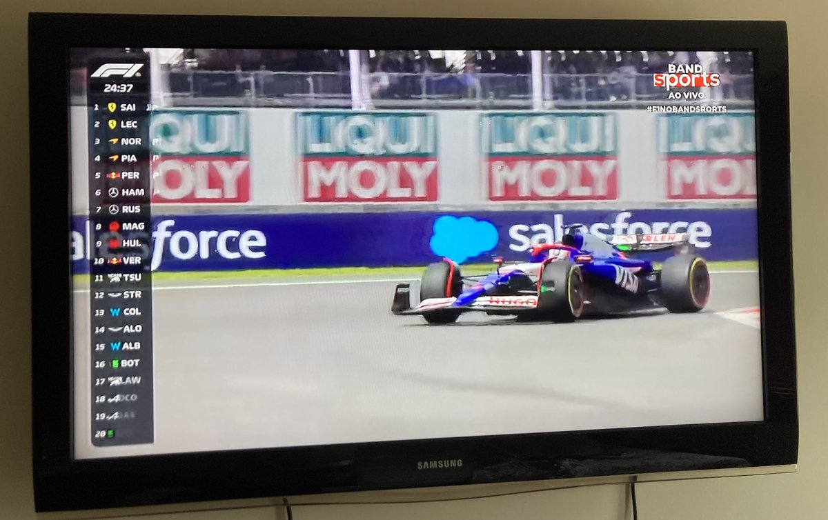 balaclavaf1's tweet photo. F1🏎️ no GP do México 🇲🇽 estamos na BAND👌 com os melhores da transmissão da F1🏎️
Parabéns 🎉🎊 BAND pelo feito ✅ 

#f1nobandsports https://t.co/IOYrkFecpN