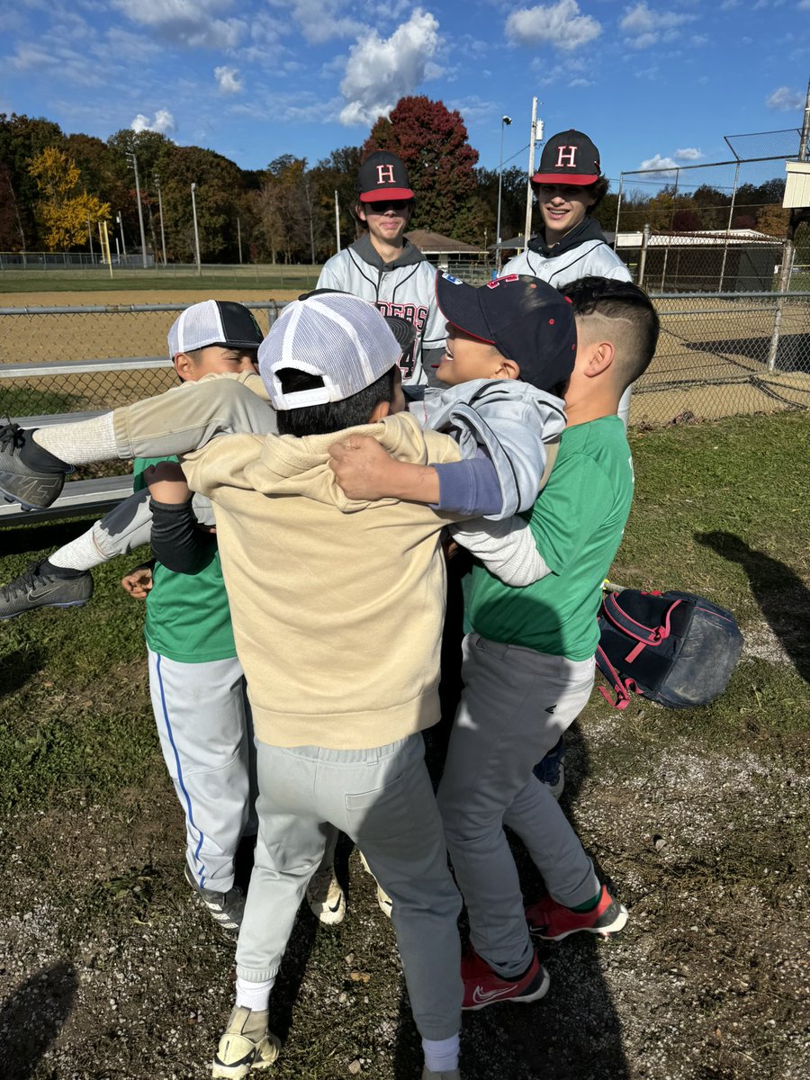 harveybsbl's tweet photo. Great opportunity for the Baseball Team to spend the morning with Painesville Little League Coach Pitch!

Thanks for a fun morning!! https://t.co/pxh4Ggfq5w