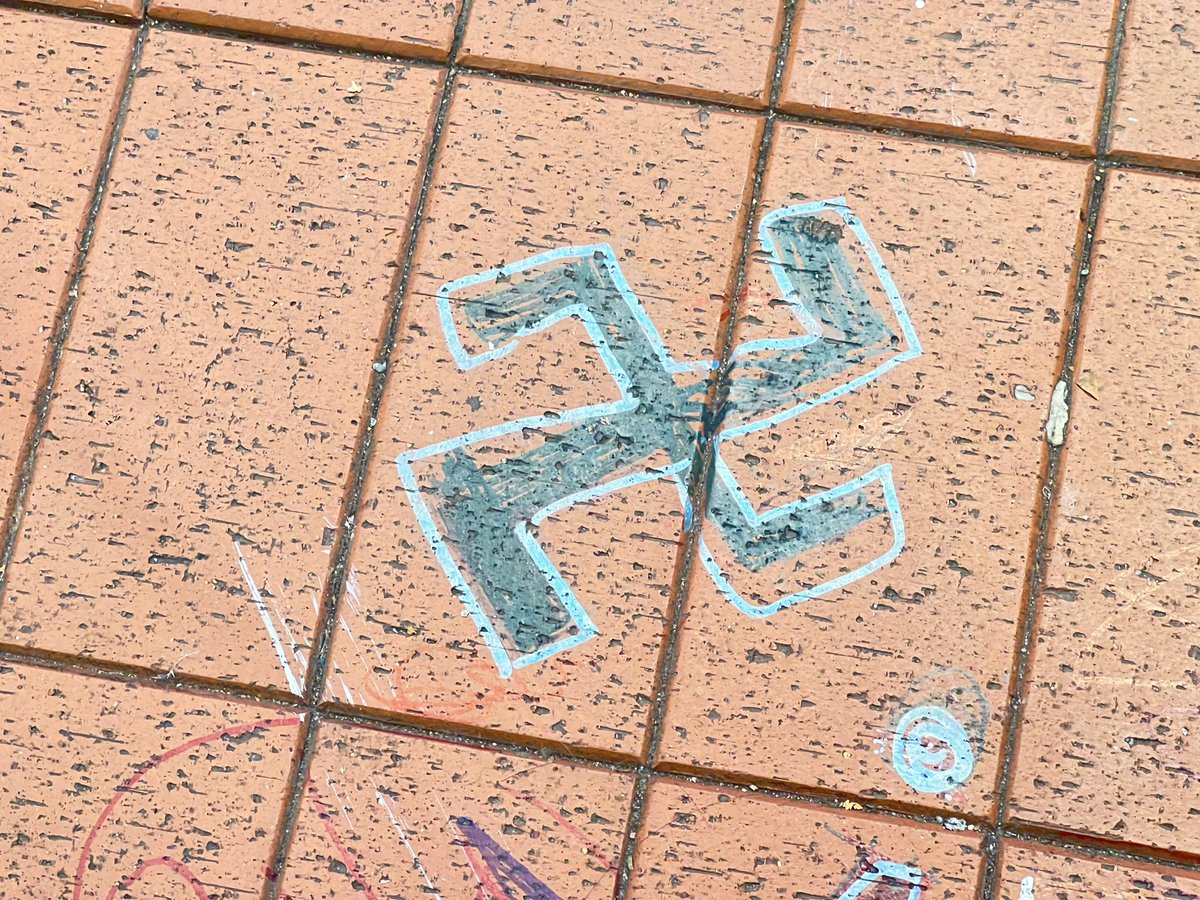 AlgirdasStasiu2's tweet image. High Street M&amp;amp;S #ExeterDevon #England 💩🤢🤮