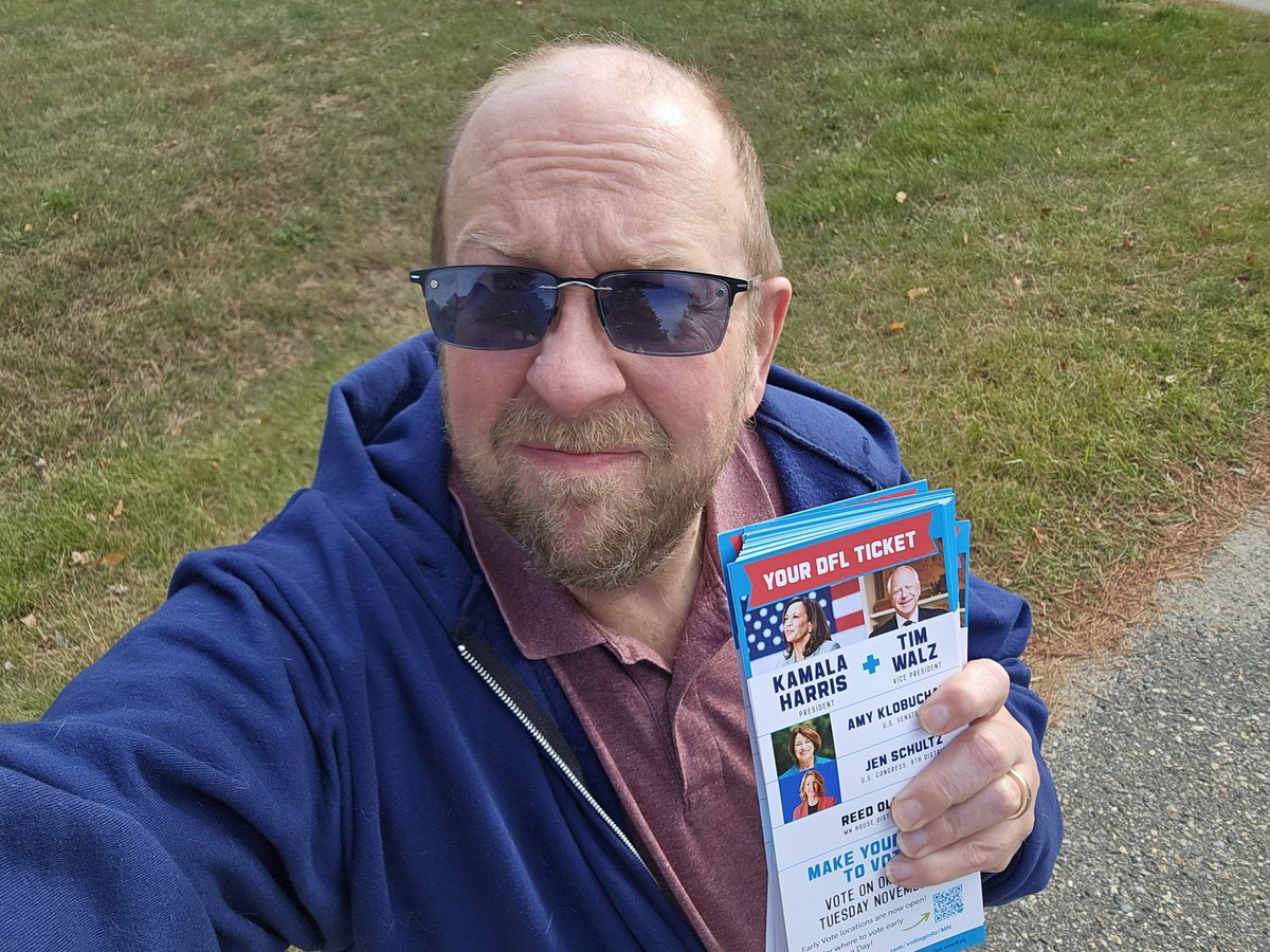 Out again in Bemidji for <a href="/reedolsonMN2A/">Reed For MN2A</a> <a href="/RepJenSchultz/">Jen Schultz</a> and the <a href="/MinnesotaDFL/">Minnesota DFL</a> ticket.

Something that should have given me more pause in 2016 was how many doors I was assigned were Trumpers. Not an issue this time. Strong enthusiasm for the DFL ticket.