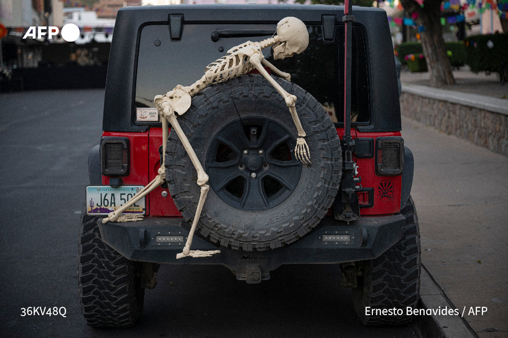 Driving spooky-style in Nogales, Arizona