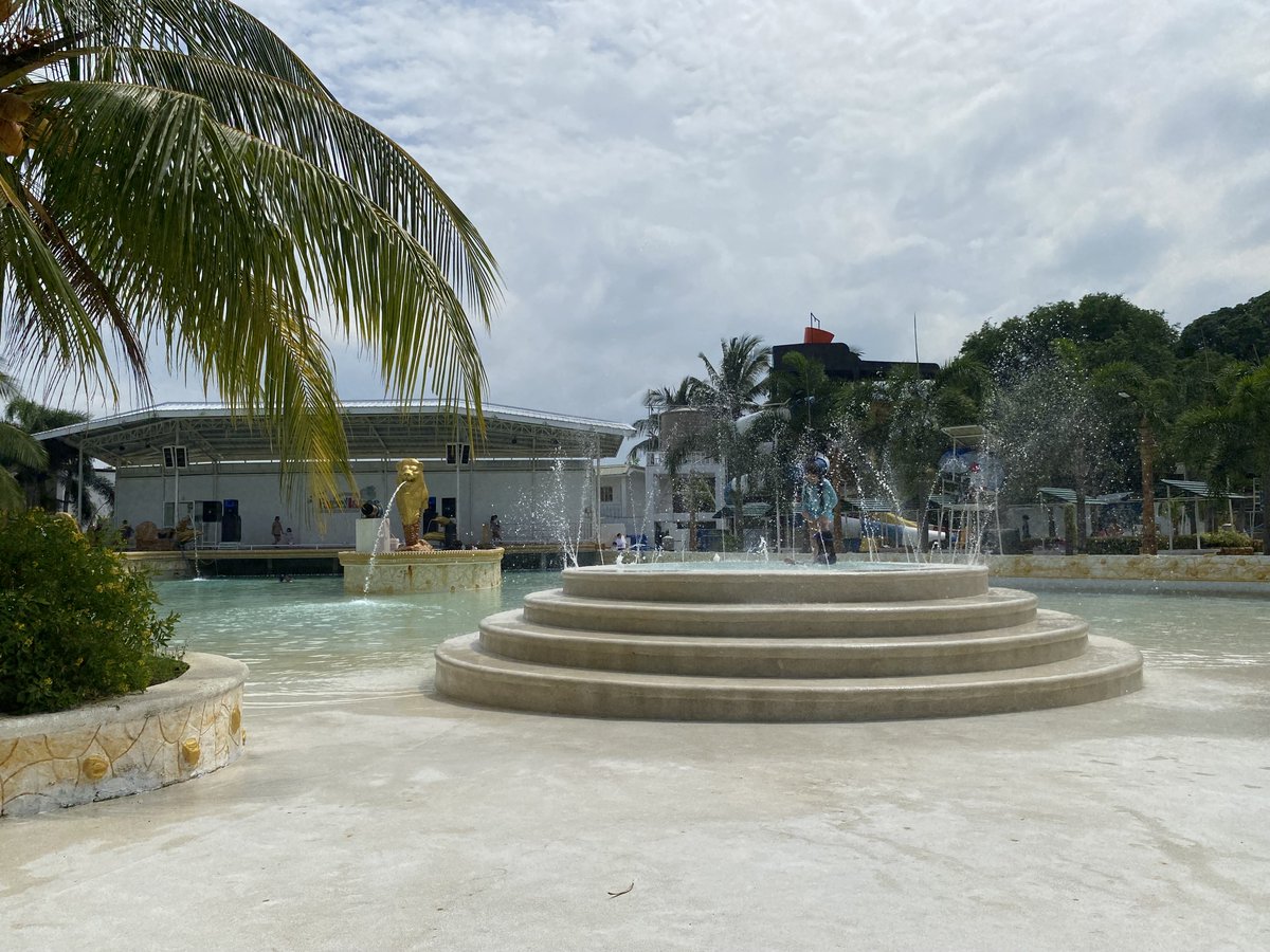 KlikPh's tweet image. Villa Excellance Beach &amp;amp; Wave Pool Resort offers a one-of-a-kind experience for families, friends &amp;amp; adventure seekers.

Find out more: klik.ph/villa-excellan…

#VillaExcellance #WavePoolFun #TanzaCavite #BeachVibes #WavePoolAdventure #PerfectGetaway #YourGoToPlaceInCavite