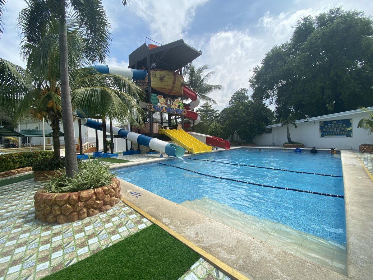 KlikPh's tweet image. Villa Excellance Beach &amp;amp; Wave Pool Resort offers a one-of-a-kind experience for families, friends &amp;amp; adventure seekers.

Find out more: klik.ph/villa-excellan…

#VillaExcellance #WavePoolFun #TanzaCavite #BeachVibes #WavePoolAdventure #PerfectGetaway #YourGoToPlaceInCavite