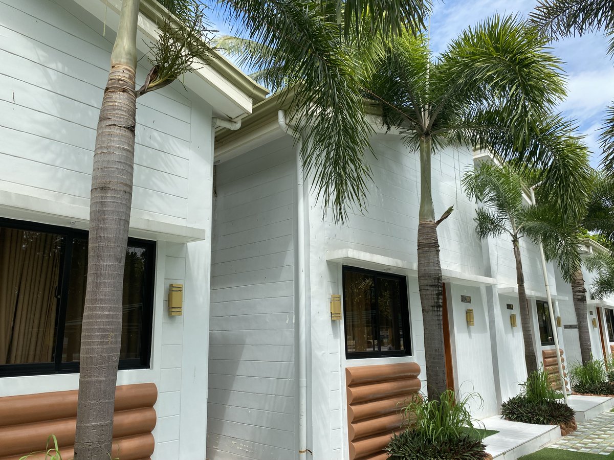 KlikPh's tweet image. Villa Excellance Beach &amp;amp; Wave Pool Resort offers a one-of-a-kind experience for families, friends &amp;amp; adventure seekers.

Find out more: klik.ph/villa-excellan…

#VillaExcellance #WavePoolFun #TanzaCavite #BeachVibes #WavePoolAdventure #PerfectGetaway #YourGoToPlaceInCavite