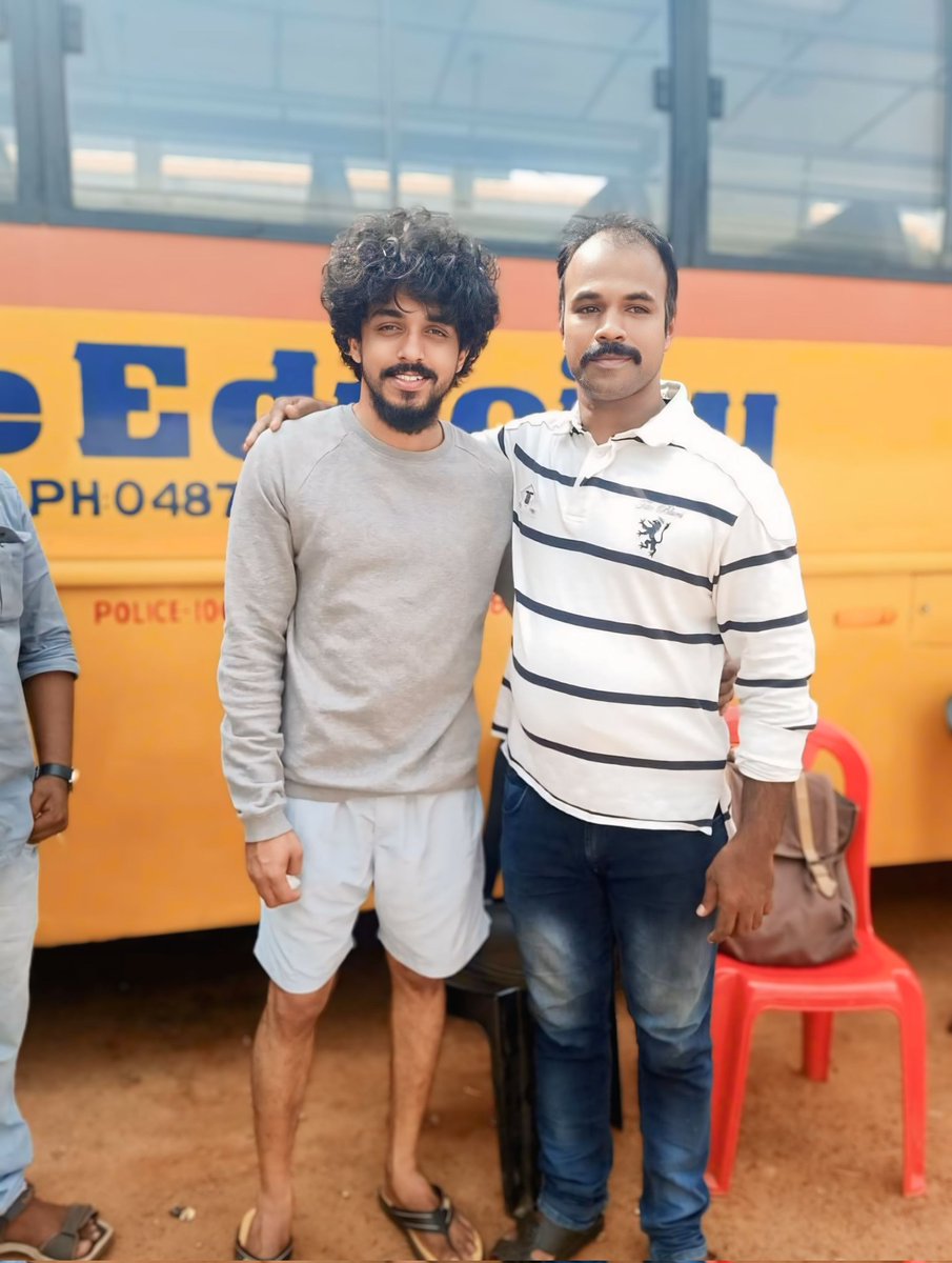 Minas_ponnani56's tweet image. പണി എന്ന് സിനിമയിലെ  അഡാർ വില്ലൻ പൊളിച്ചു ബിഗ്ഗ് ബോസ് സ്റ്റാർ ❤️❤️👌🔥
#panni #JojuGeorge 
#minasponnani #Sreenivasan #mollywood #actor #tovinothomas Joju George Joju George Katta Fanz