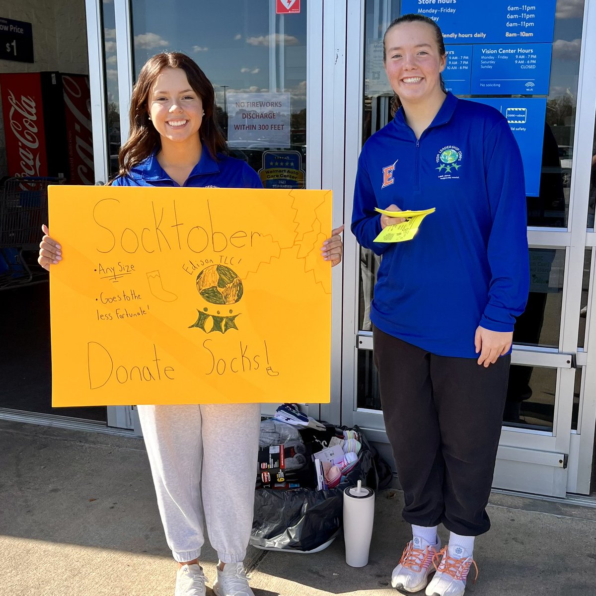 EdisonTLC's tweet image. 🧦 Missed us at Walmart today for #Socktober? No worries! We’ll be back tomorrow from 9 AM - 1 PM collecting socks for those in need. Stop by and help make a difference, one pair at a time! 🧦💙 #GiveBack #Community