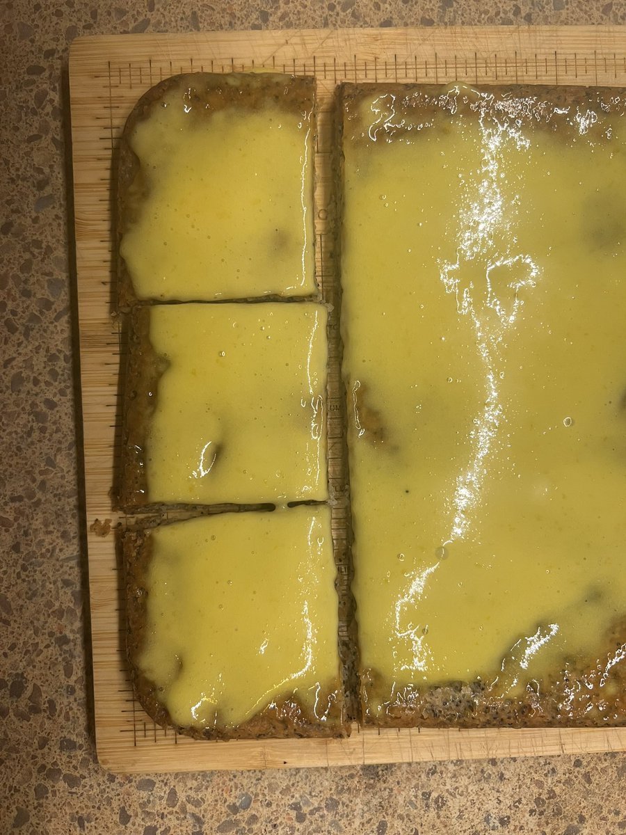 Did I have leftover lemon curd? Yes. 
Did I watch #bakeoff again? Maybe…
#lemonbar