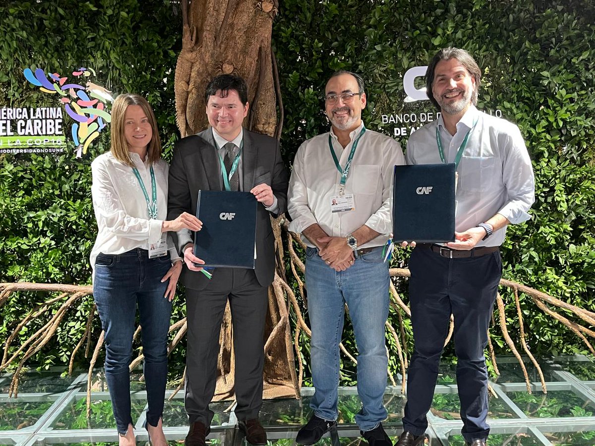 En la #COP16, anunciamos avances en nuestra alianza estratégica con <a href="/ICLEI/">ICLEI</a>:

🤝 Hemos firmado un acuerdo para colaborar en diversos temas a nivel sudamericano y fortalecer nuestro trabajo con los gobiernos subnacionales. Promoveremos la Agenda 2030 en las ciudades, enfocándonos