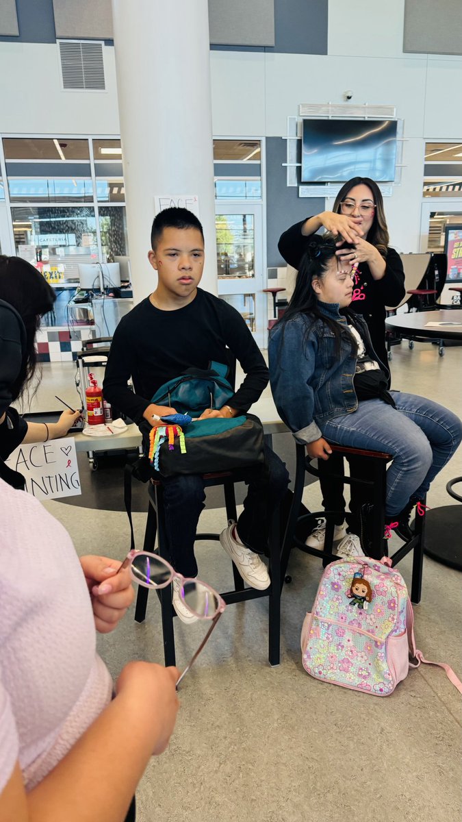 Some more pictures from our SEL day…coloring, face painting and pictures!!! ⁦<a href="/ClintISD/">Clint ISD</a>⁩ ⁦<a href="/EPSHERIFF/">EP SHERIFF'S OFFICE</a>⁩