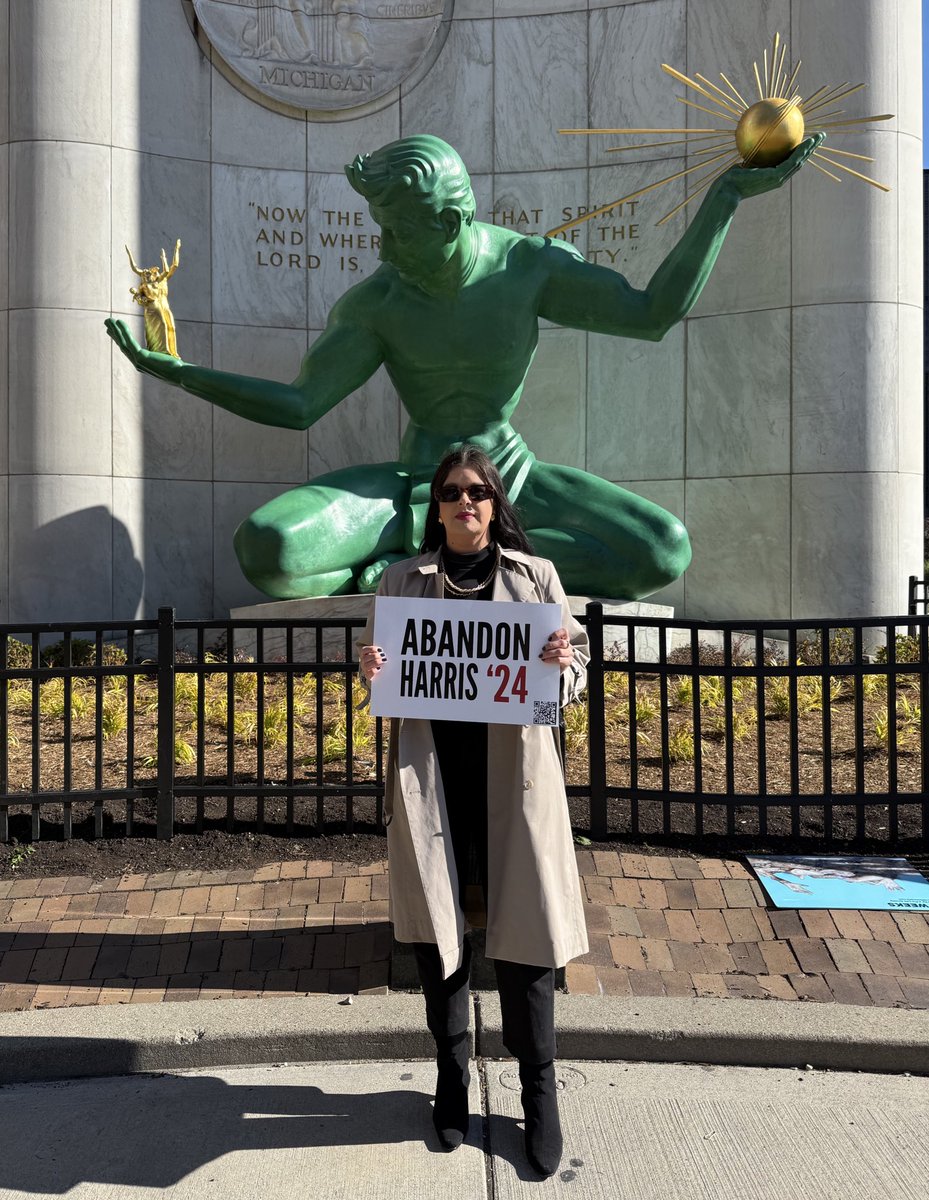 Terrisalin's tweet photo. Out here in downtown Detroit bringing attention to the unconscionable extremism of Kamala Harris’ radical pro-infanticide position.

No matter how this election goes we will never stop until there is liberation for the unborn. 

Videos soon to come! https://t.co/TTfGog0qzv
