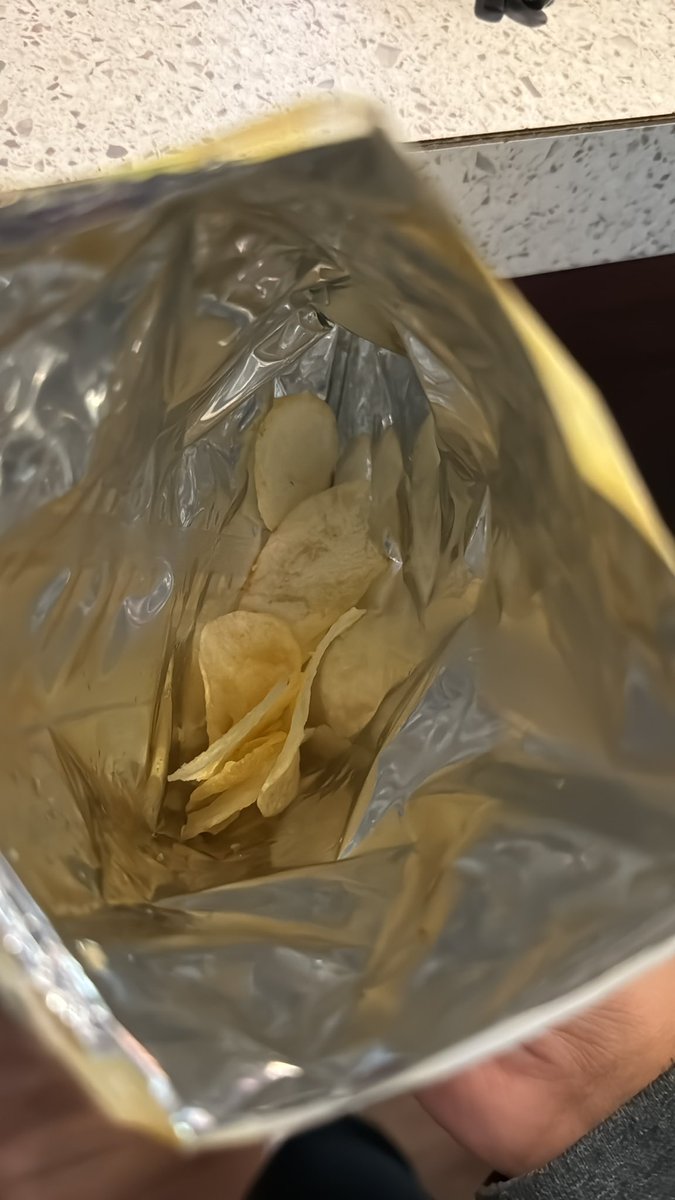 olive_bell's tweet photo. @LAYS are you serious? https://t.co/OGkbzEtf67