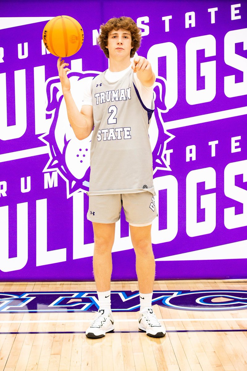 Best of luck to 2024 Alum Troy Anderson (Truman State) as he begins his freshman campaign this winter. 

The bulldogs have been picked #1 in the first GLVC preseason poll.

#ArsenalHoopsAlum