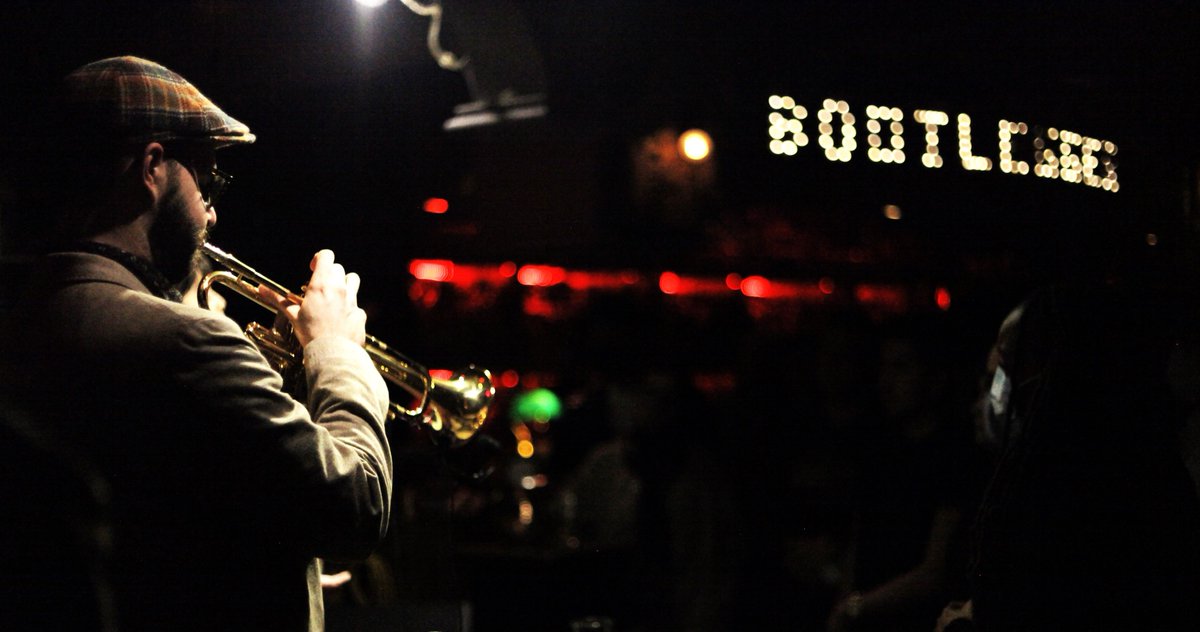 BarBootlegger's tweet image. ⁠
Soirée Jazz tous les dimanches ⁠
Ouverture des portes à 17h ⁠
Happy hour jusqu’à 19h⁠
Spectacle 21h⁠
Huître à 1$⁠
Entrée gratuite ⁠

⁠
Jazz every Sunday⁠
Doors open at 5 p.m.⁠
Happy hour until 7 p.m.⁠
Show 9 p.m.⁠
Oyster for $1⁠
Free entry⁠