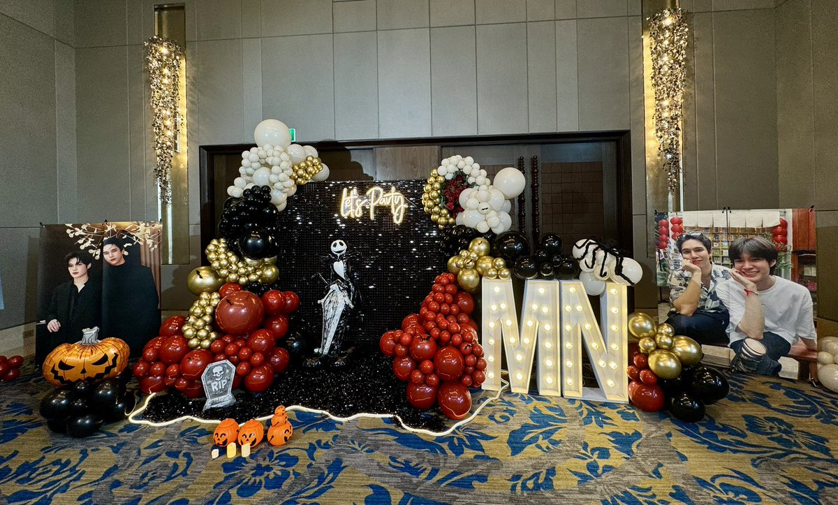 Bewitchedbypuff's tweet photo. 🕸️ #MaxNatPreHalloweenDayParty 🎃
Exclusive event  by BW🦋  26.10.2024

Thank you, N'Max N' Nat
and the Wonderful fans , 🩵🩷
thank you so much

Bewitched 🦋 
😊🙏🏻

#ฮาร์ทดิสของแม้กณฐ #MaxNat 
#ไดโนกรธัสส์ #ขวดนมของเบบี้ณฐ https://t.co/3e0xfAjdCe