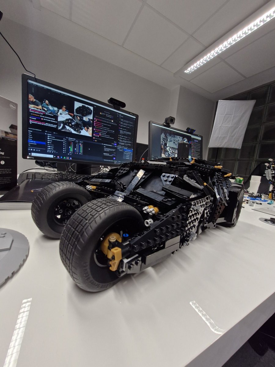 Montage fini !
Merci à <a href="/Kaaallz/">noetic KallZ</a> pour l'aprèm chill 

Et merci à <a href="/Kaelith_/">Kaelith</a> et <a href="/Greg16s/">Greg16s</a> pour vos raids ! Merci beaucoup 💜

#twitch #twitchstreamer