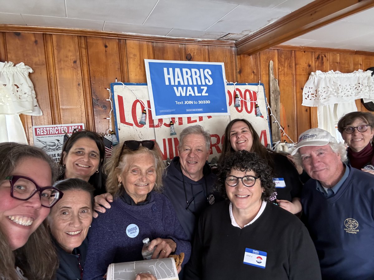 Jimmy Tingle (@jimmytingle) on Twitter photo Hey Everyone,
Great to be knocking on doors IN Seabrook, NH for Kamala and Tim, <a href="/JoyceCraigNH/">Joyce Craig</a>, <a href="/ChrisPappasNH/">Chris Pappas</a> and <a href="/BrendaOldakNH/">Brenda Oldak for NH</a> and all #Dems up and down the ballot! Crunch time lets GOOOOOOO!!! #CambridgeForHarrisWalz #Decision2024 #DemsUnited #WhyWouldAComedianRunForOffice Hey Everyone,
Great to be knocking on doors IN Seabrook, NH for Kamala and Tim, <a href="/JoyceCraigNH/">Joyce Craig</a>, <a href="/ChrisPappasNH/">Chris Pappas</a> and <a href="/BrendaOldakNH/">Brenda Oldak for NH</a> and all #Dems up and down the ballot! Crunch time lets GOOOOOOO!!! #CambridgeForHarrisWalz #Decision2024 #DemsUnited #WhyWouldAComedianRunForOffice