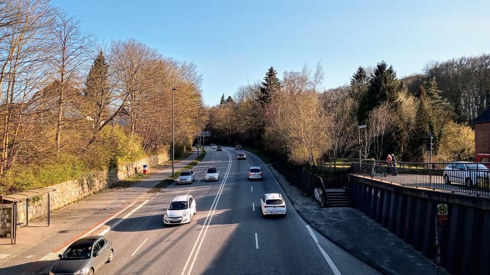 Und noch eine PM:

„Wenn Oberbürgermeister Ulf Kämpfer einen sogenannten „Verkehrskonsens“ in Kiel erreichen will, dann soll er die bestehenden Beschlüsse umsetzen“, so Niklas Hielscher, einer der Sprecher des Bündnisses für den #Klimagürtel.

klimaguertel-kiel.de/aktuelles/pm-v…