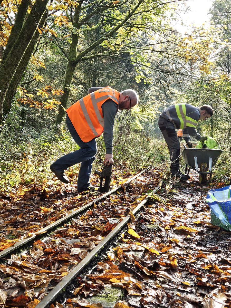 Beautiful day .. beautiful park  brilliant team