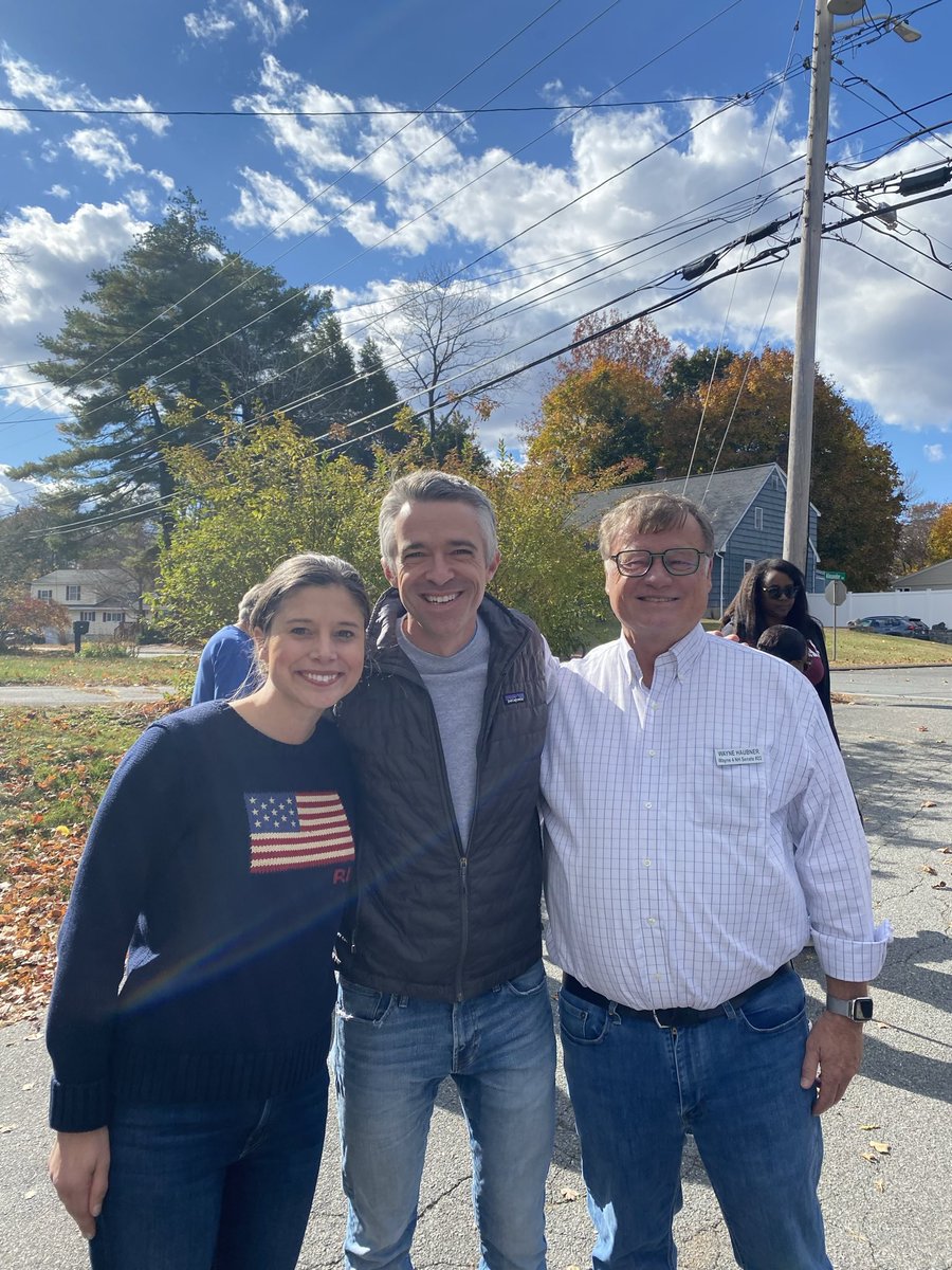 Maggie Goodlander tweet media