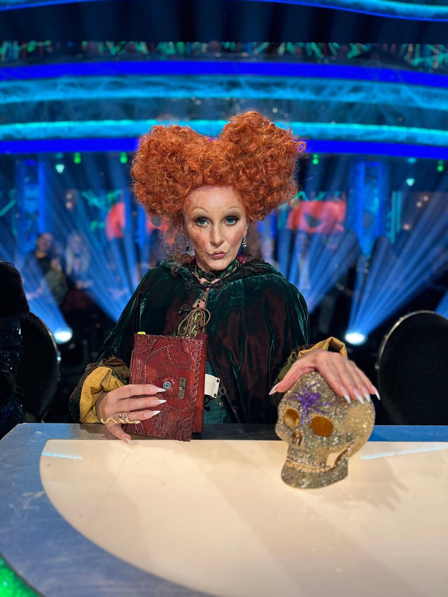 Shirley Ballas tweet media