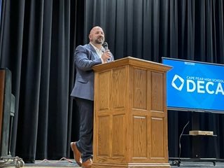 CFHS DECA held their annual induction this past Thursday. We would like to thank every parent, friend, faulty member, sponsor, and guest speaker that came/supported us! We look forward to having another wonderful year.💛🔹