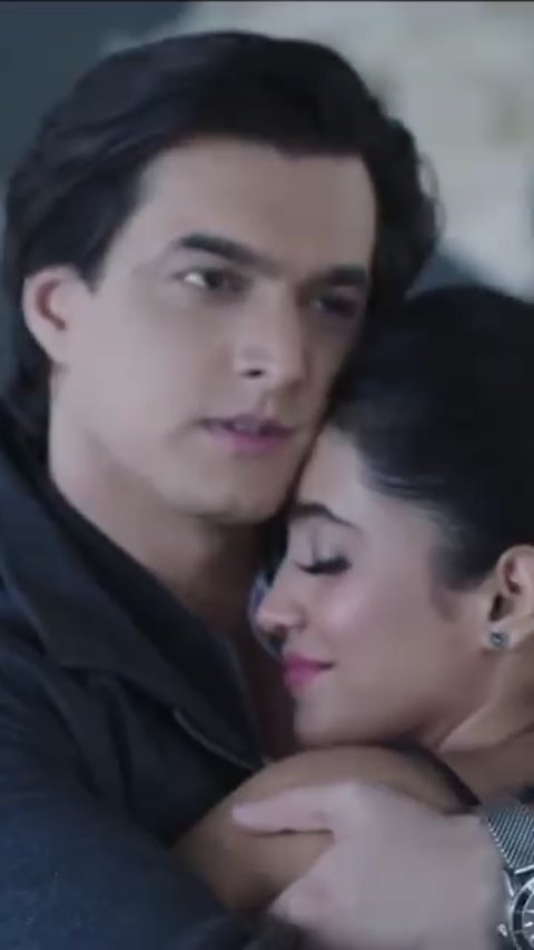FfSapna's tweet photo. Accha aap logo ne ek cheez notice kiya about the birthday wishing video of Momo from VYRL originals channel
They used Momo's single frame from other mv's but they used SHIVIN part from their mv 😚
It seems that admin of VYRL originals channel is a SHIVIN shipper just like us 😛😏 https://t.co/2ChScHzQdf
