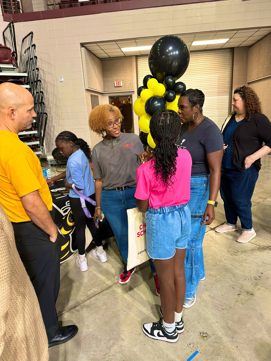 Hoffman College Prep tweet media