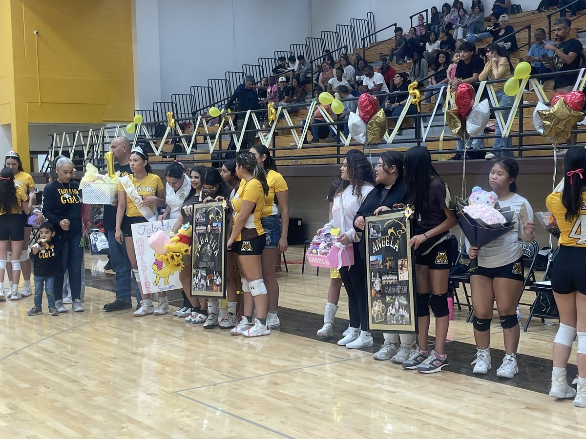 Brenda Pallares (@bpallare) on Twitter photo Senior night for our Lady Panther 🏐. Emotional and exciting. Tough loss to Irvin but the Lady Panthers left it all on the court. We are proud of you!!! #RiseofthePanthers
<a href="/maribelruiz2015/">Maribel Ruiz</a> Senior night for our Lady Panther 🏐. Emotional and exciting. Tough loss to Irvin but the Lady Panthers left it all on the court. We are proud of you!!! #RiseofthePanthers
<a href="/maribelruiz2015/">Maribel Ruiz</a>