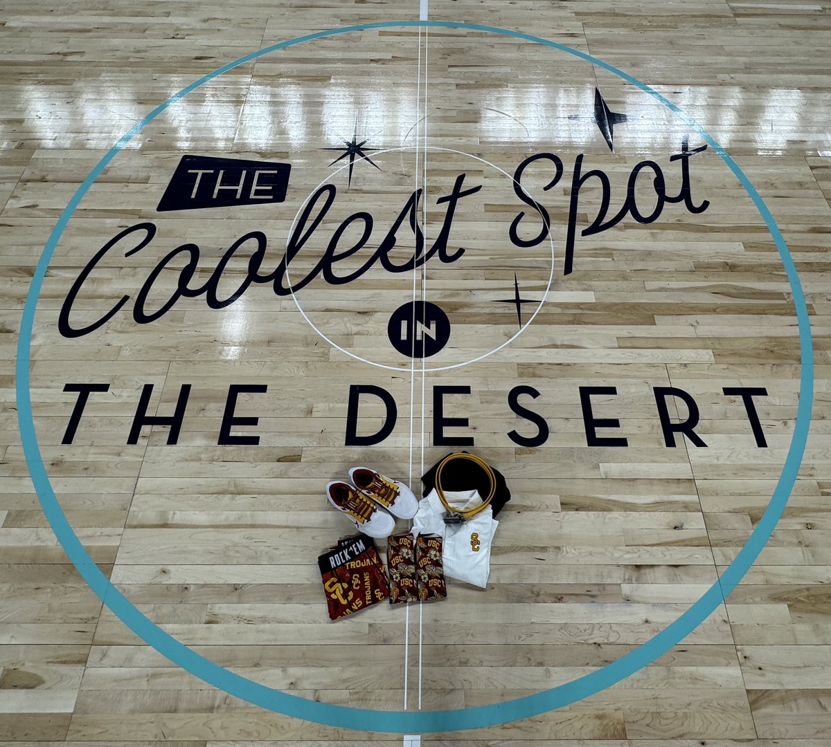 <a href="/USC_Hoops/">USC Men's Basketball</a> gameday essentials at <a href="/AcrisureArena/">Acrisure Arena in Greater Palm Springs</a> ✌️🏀