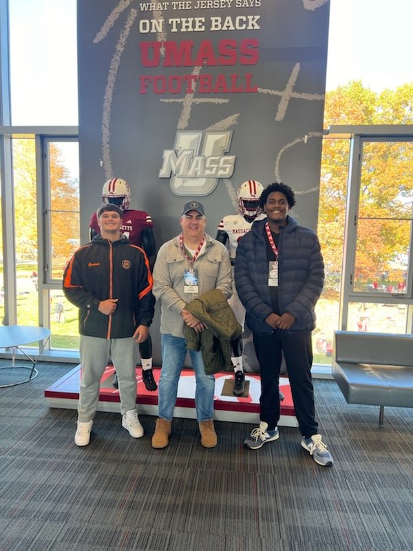 Had a great visit today at the UMass Amherst. Big thanks to the coaches for giving us this opportunity. Beautiful campus and amazing atmosphere.<a href="/coachalexmiller/">Alex Miller</a> <a href="/Giocarvalho54/">Giovanni Carvalho</a> <a href="/Coach_JimReid/">JimReidCoach</a> <a href="/CoachRoPo/">Rory Pommerening</a> #GoMinuteMen