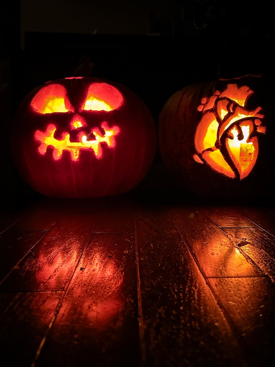 pperezde's tweet photo. I guess you get this If you ask a cardiac anesthesiologist to carve a pumpkin 🎃
#EchoGeek #POCUSGeek #POCUS https://t.co/yahpg76ovZ