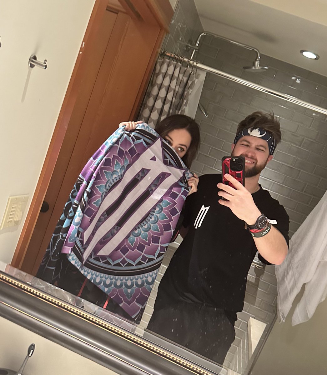 Oswalt1026 tweet media