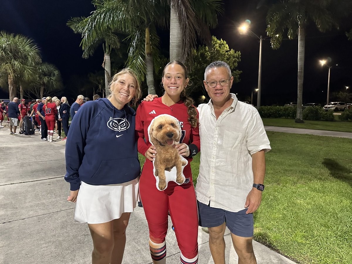 Florida Atlantic Softball tweet media