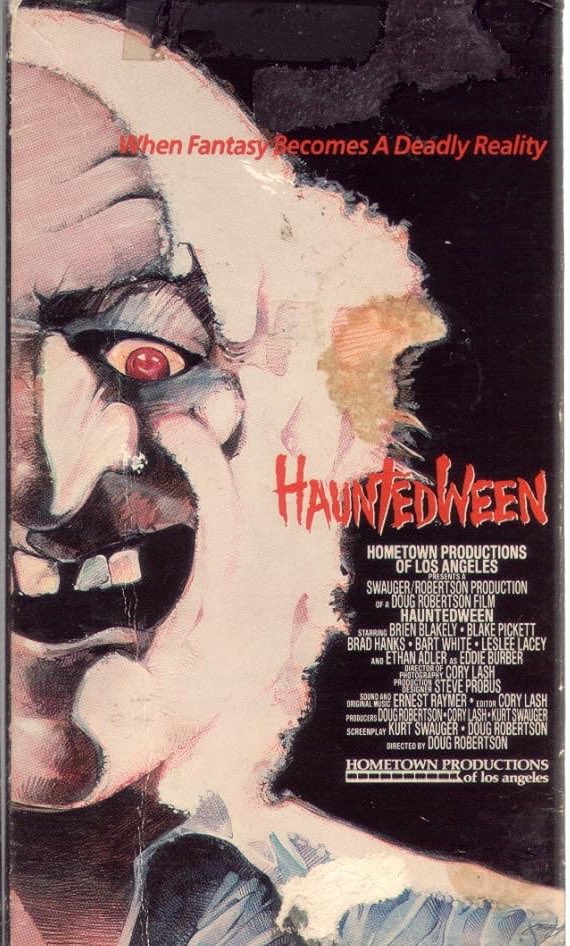 flyinalienqueen's tweet image. Saturday Matinee! #HauntedWeen