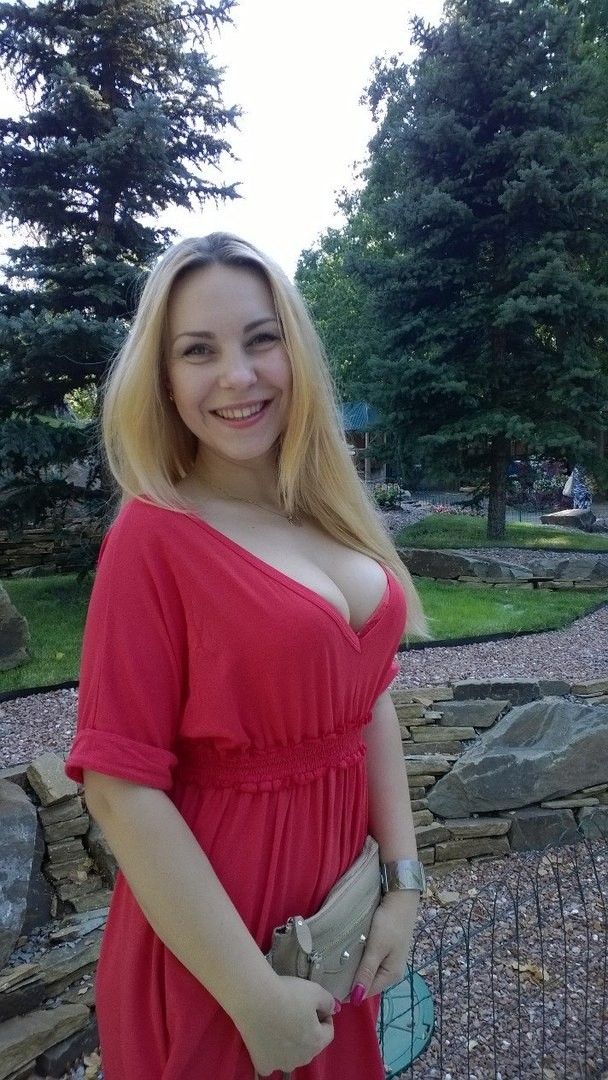 TheWomenOfEden's tweet photo. Those Are Pine Trees, Aren't They? She Must've Melted All The Snow!

https://t.co/7gvnn4uRr9

#ahostofgoldendaffodils #stampsofapproval  #sfw #women #girls #beauty #sexy #hot #amateur #teens #collegegirls #coeds #mature #milfs https://t.co/wrOsTkb36u