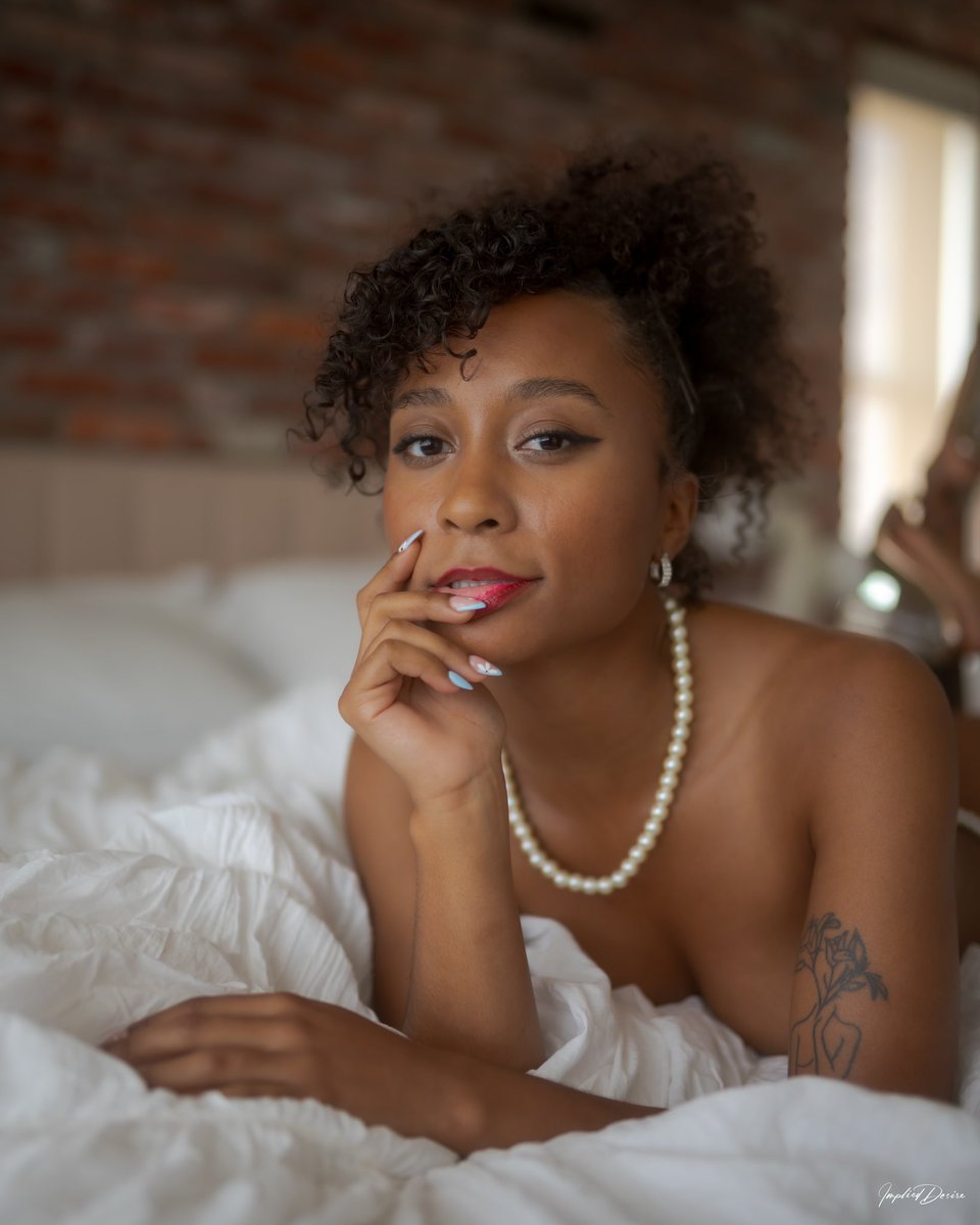 A fave from Leona’s session. I’m currently booking for December!