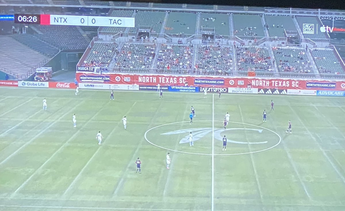 OlyVedo's tweet photo. This view of @TACdefiance vs North Texas brought to you by STARLINK satellite 30161. Because, when you can’t zoom in any closer, why bother? 🤣🤣🤣 https://t.co/maSn6sA4Jj