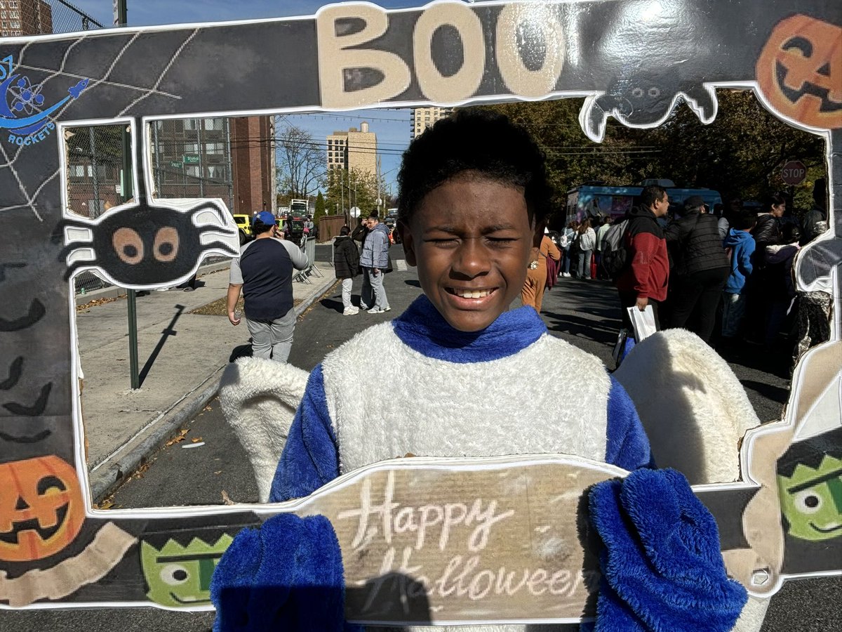 Public School 107X tweet media