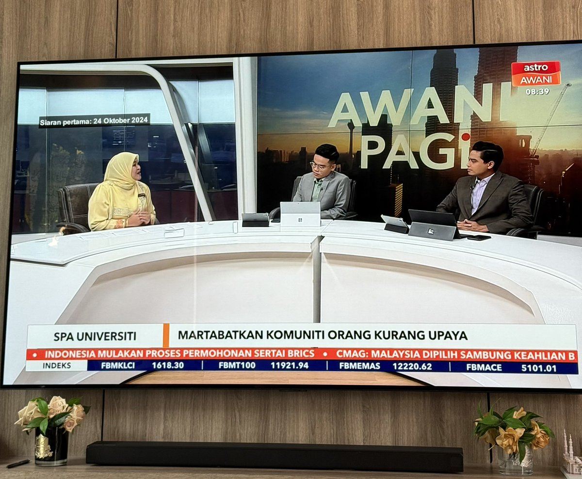 Nora Manaf tweet media