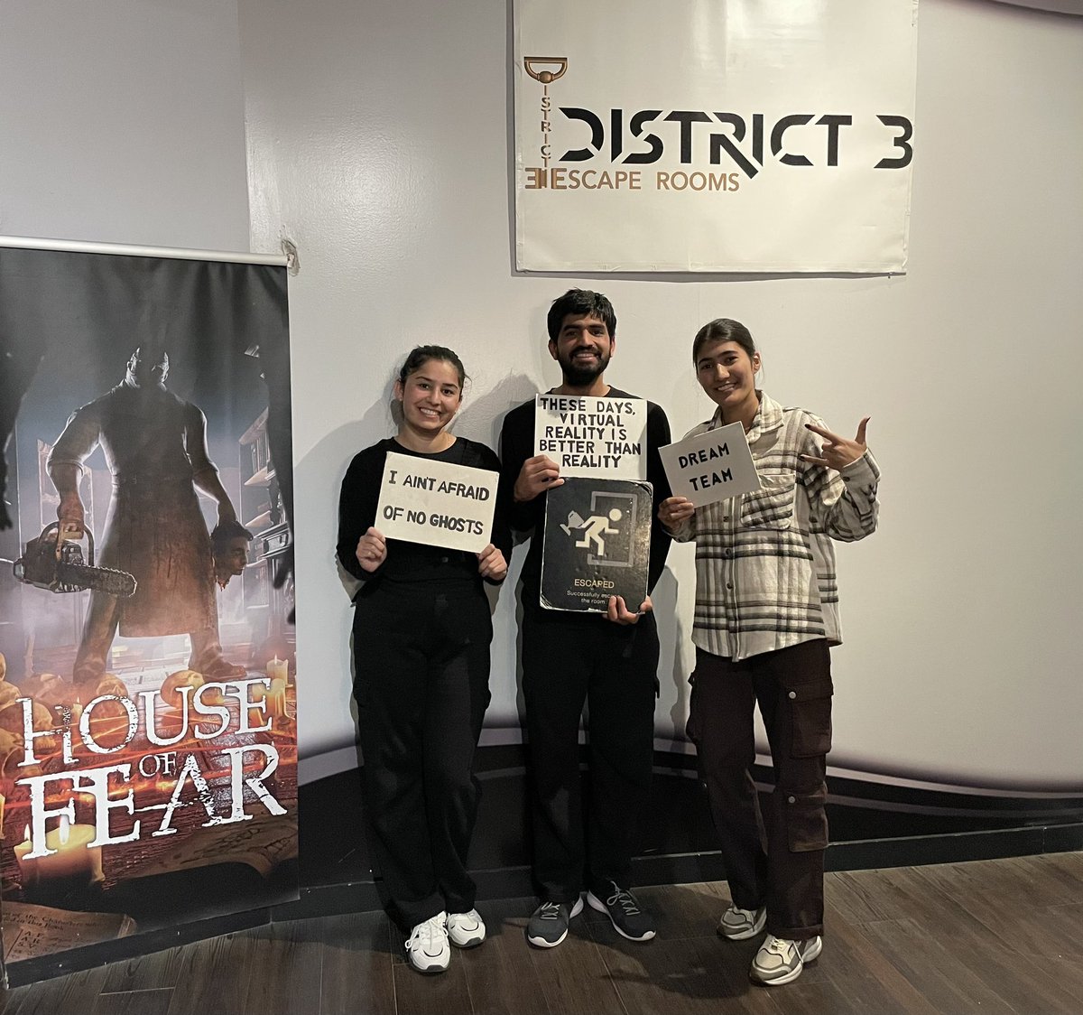 District3EscapeRooms tweet media