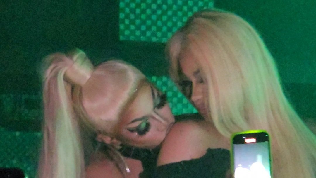 meowrangegwen's tweet photo. "let's work it out on the remix"

the remix: https://t.co/hWdzF1ocu1