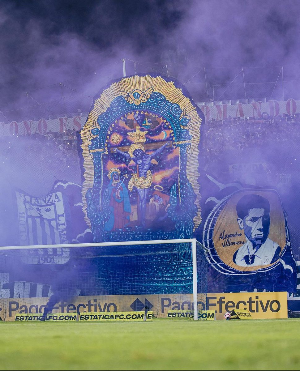 aggf0905's tweet photo. "¡Histórico octubre blanquimorado! 🟣⚪
Por primera vez, Alianza Lima gana todos sus partidos en octubre con la camiseta en homenaje al Señor de los Milagros. ¡Este año vamos con todo rumbo al campeonato! ¡ARRIBA ALIANZA TODA LA VIDA! 💜⚽
#AlianzaLima
#Blanquimorada
#Octubre https://t.co/6WiJSeXfDN