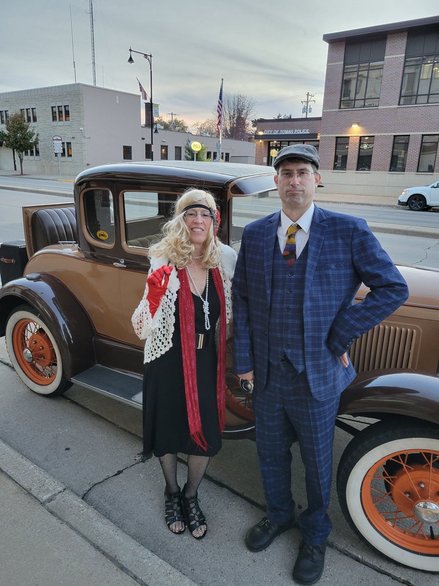 hifiber's tweet photo. It's a Prohibition Party! 💃🍹 https://t.co/RdYcyGhDG3