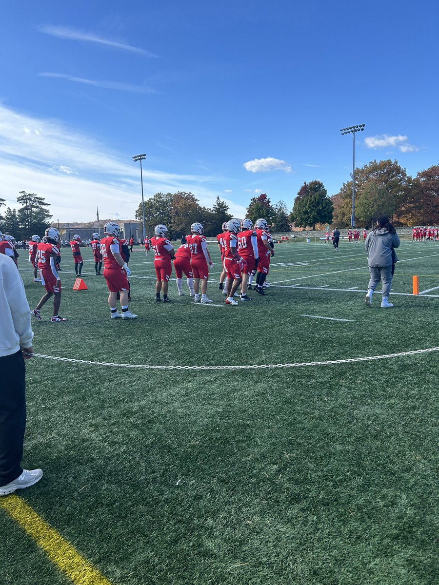 Had a great time <a href="/Marist_Fball/">Marist Football</a> today. Thank you to <a href="/DFOwen_/">Owen Hartman</a> for the invite! Look forward to being back soon! 
<a href="/Coach_Szuch/">Coach Szuch</a> <a href="/MahwahFootball/">Mahwah Football</a>
