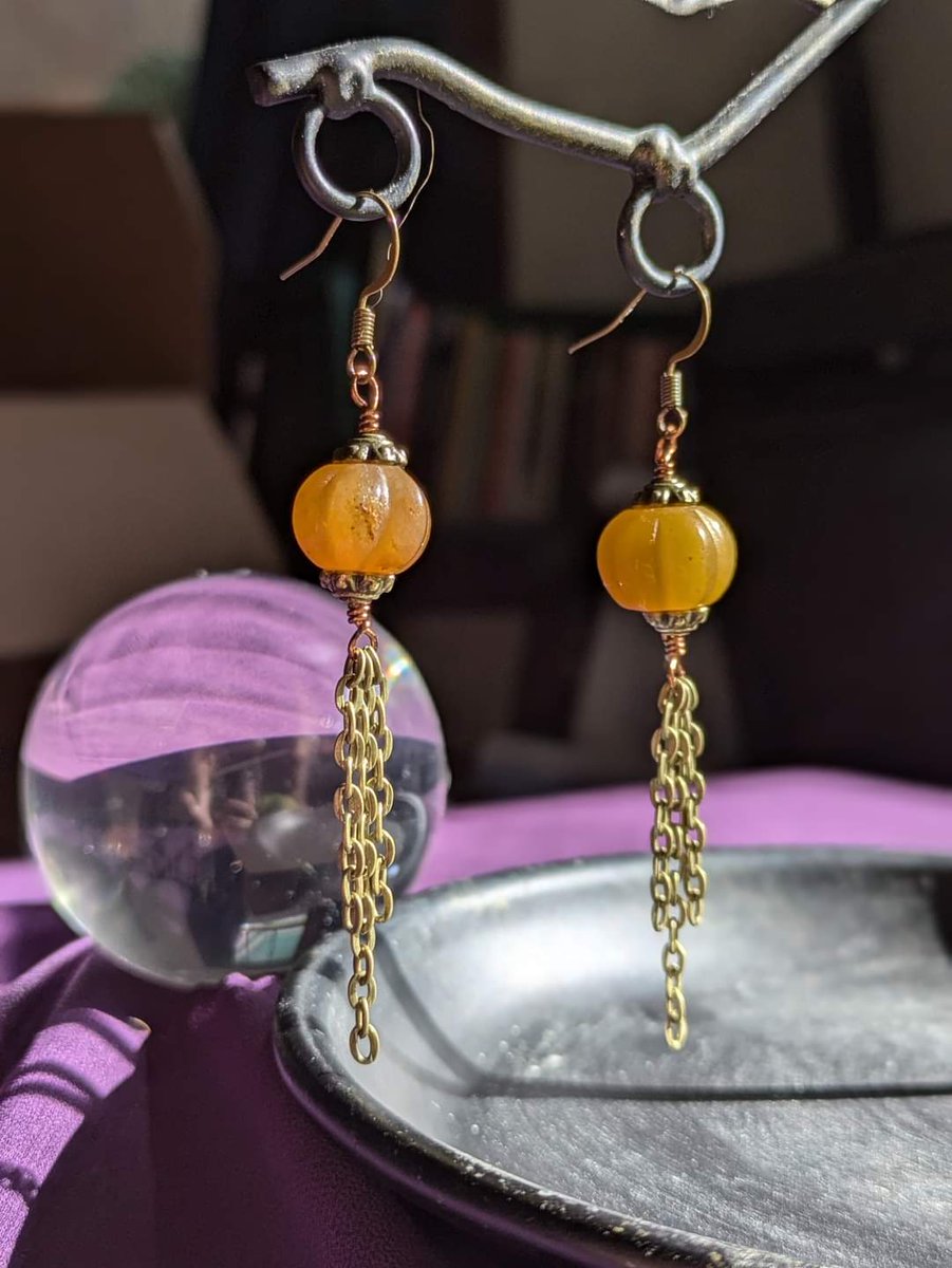 starspangled3's tweet photo. I just realized I don't talk about my jewelry on here very much but I've got a bunch of cool new stuff up in the shop, including some Halloweeny and witchy things, and a lot of it is 25% off until 11/9! https://t.co/w1VNUuc9xv https://t.co/WGVTgNF6fy