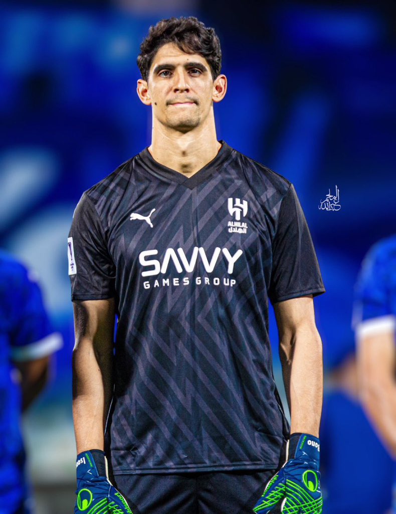 جاهزية " بونو " لمواجهة النصر 
#الهلال