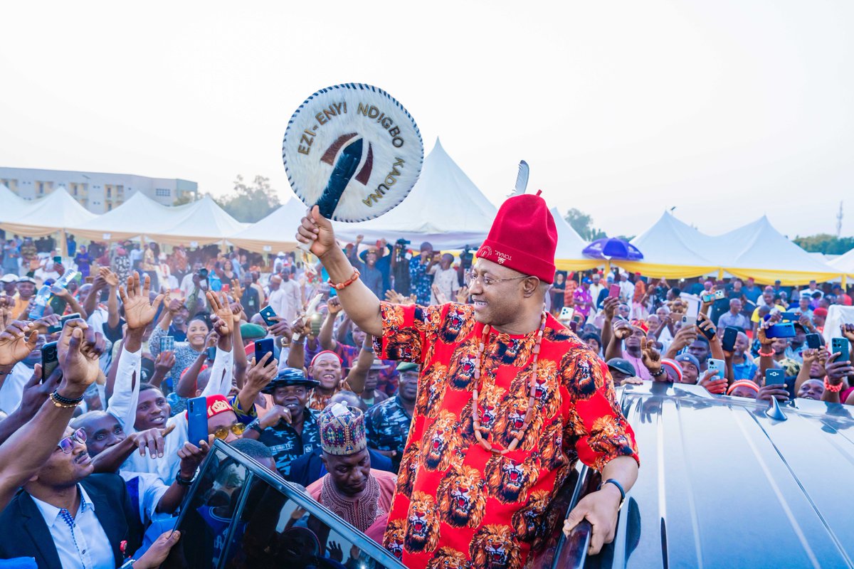 OzoMusty's tweet photo. EZE ENYI NDIGBO KADUNA (True Friend Of The Igbos) 👏🏽 https://t.co/quN3KDO0iF