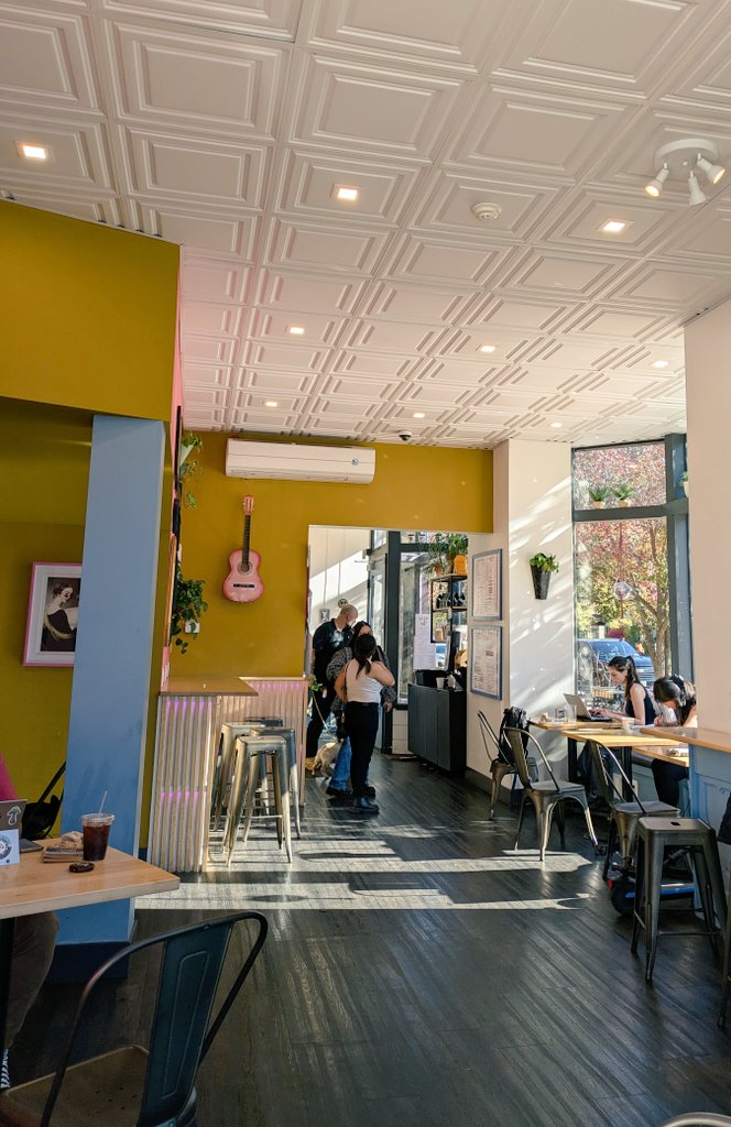 Beth Larter tweet media